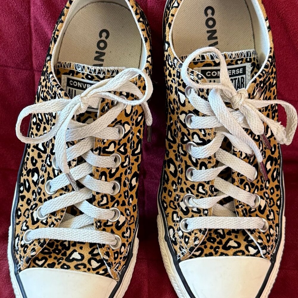 Cool Cheetah Print Converse All Star Shoes